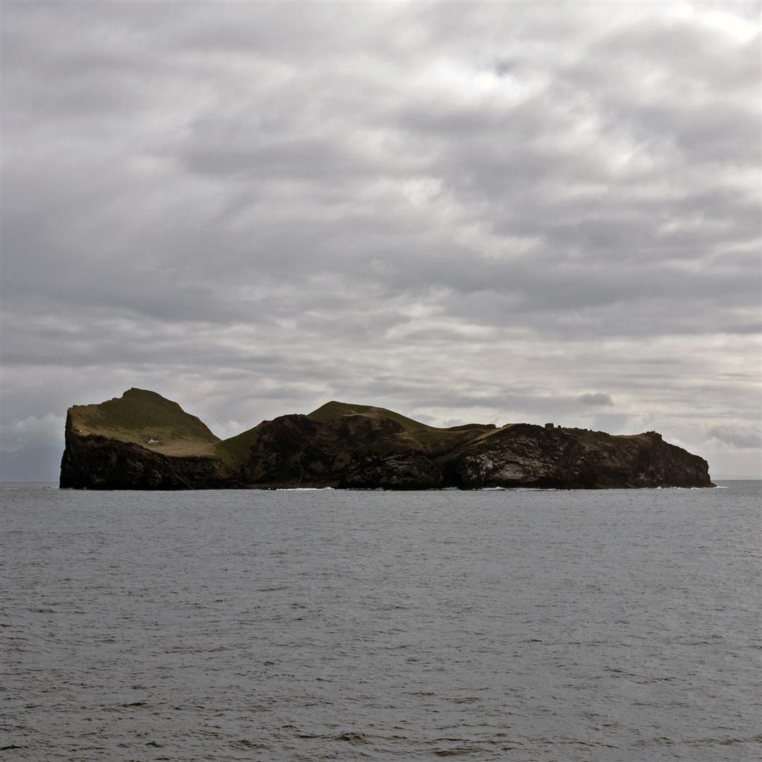 Elliðaey, with not-Björk-house on the left-hand side.