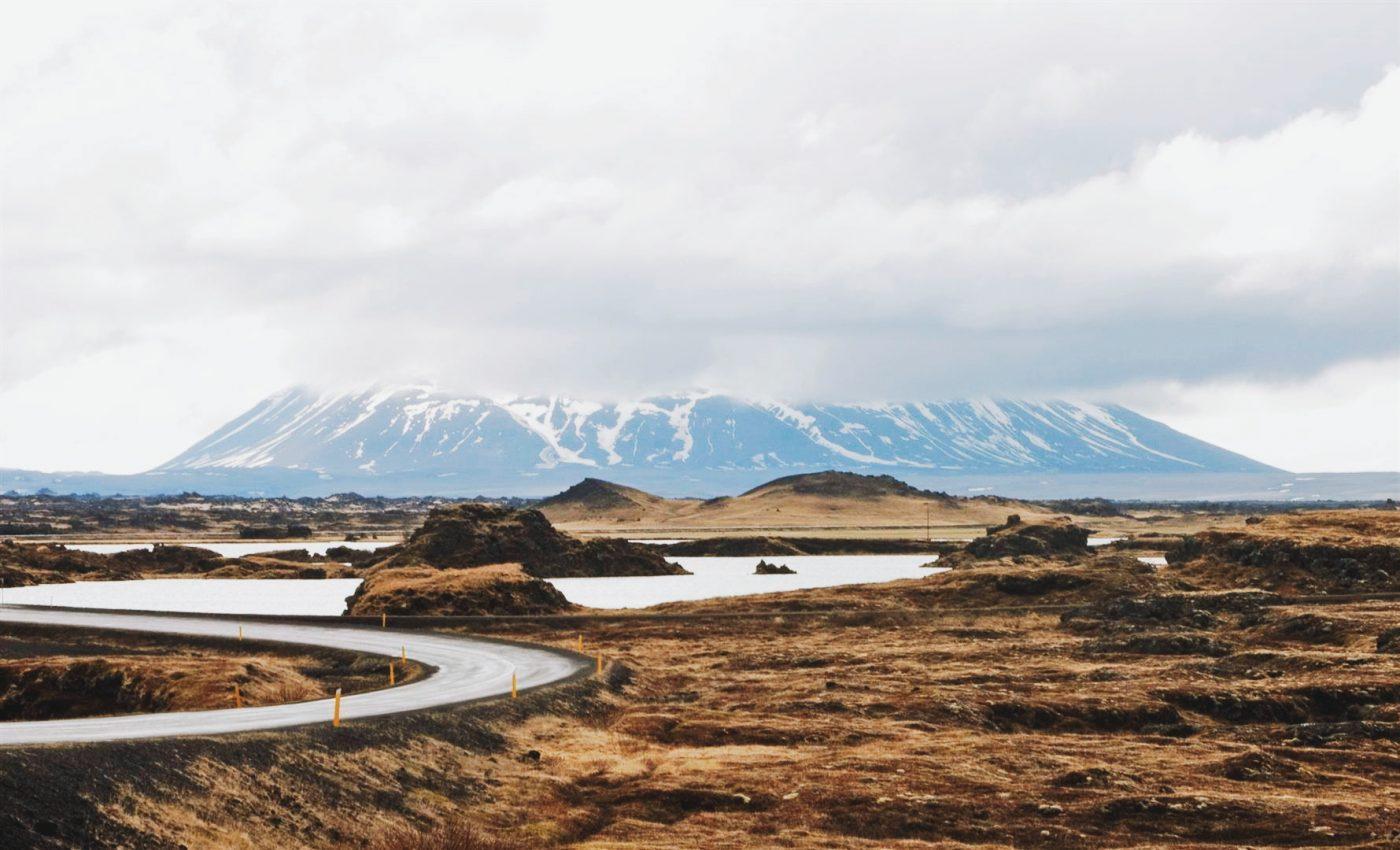 how to visit Iceland on a budget